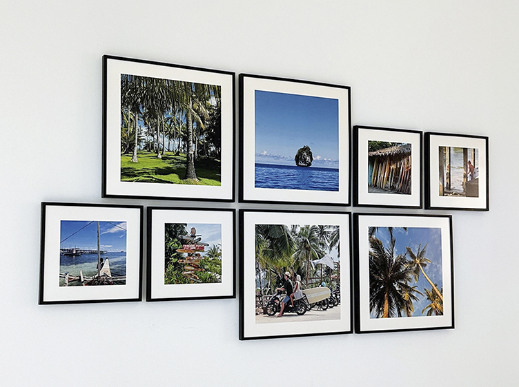 לופה בריבוע על הקיר ב-2 גדלים